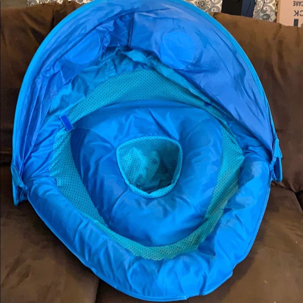 Baby floatie